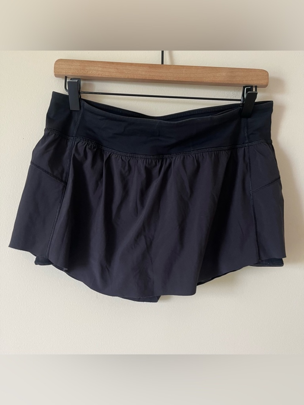 Lululemon Final Lap Skirt Black Size 8 Flaws See Photos